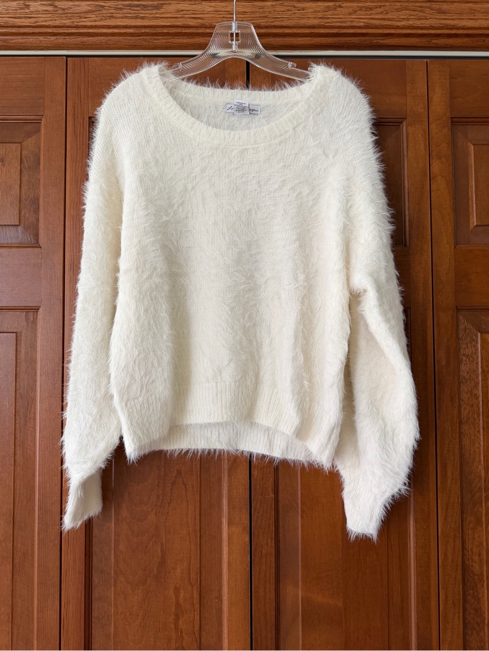 Cozy Fuzzy Crewneck Sweater in Cream Size Small
